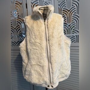 Roz & Ali Beige Soft Fleece Vest Women’s Size 18/20